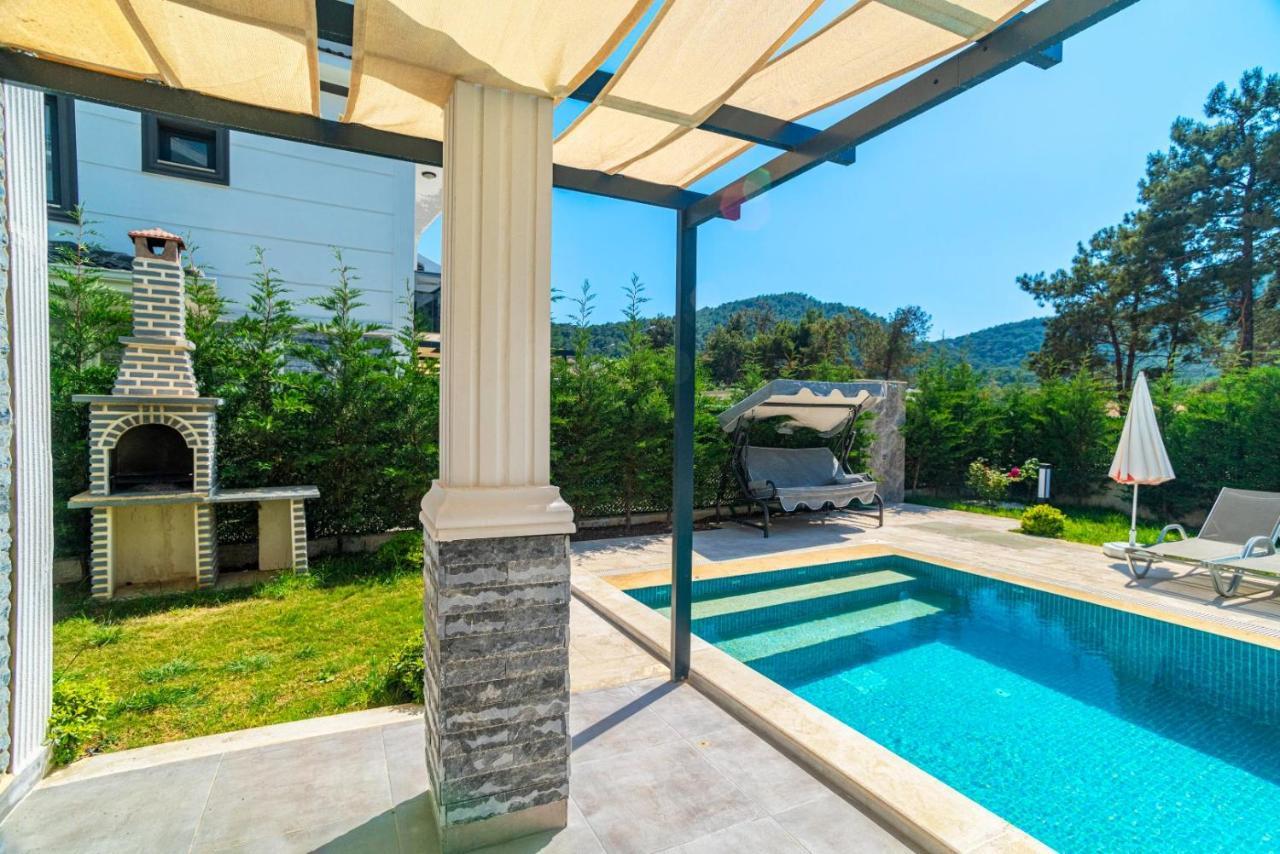 4 Bedroom Holiday Villa In Hisaroenue Oeluedeniz- Gold Rose Fethiye Esterno foto