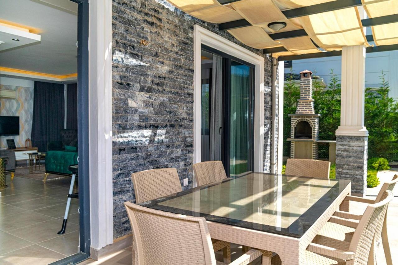4 Bedroom Holiday Villa In Hisaroenue Oeluedeniz- Gold Rose Fethiye Esterno foto
