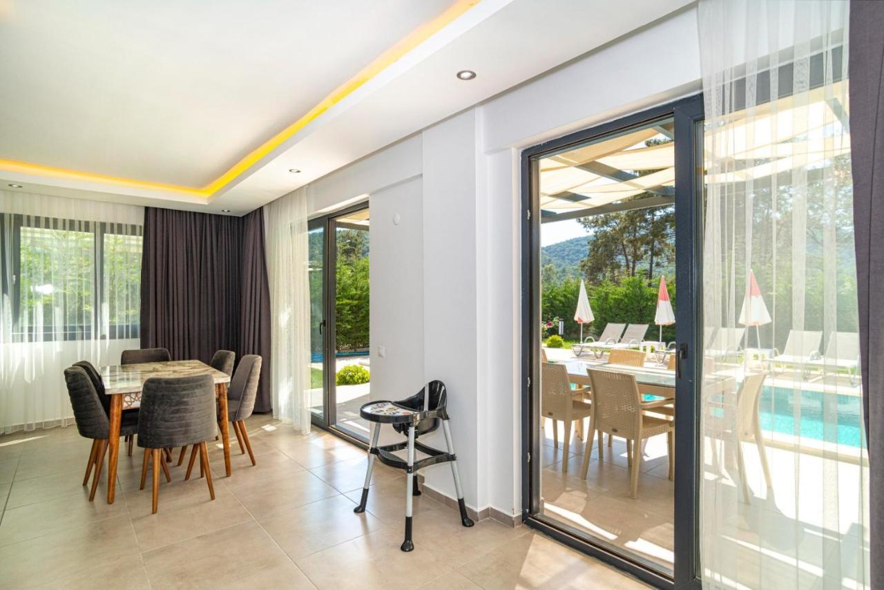 4 Bedroom Holiday Villa In Hisaroenue Oeluedeniz- Gold Rose Fethiye Esterno foto