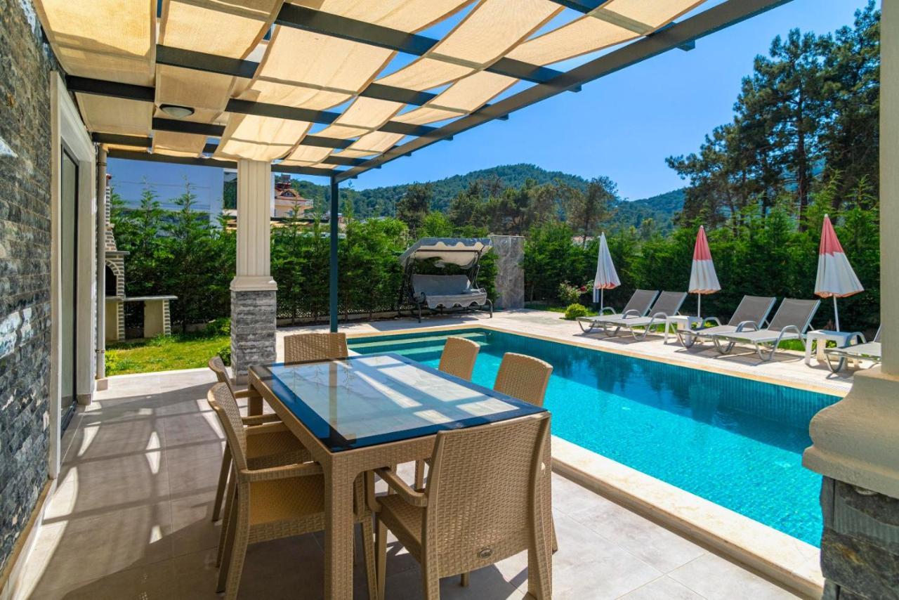 4 Bedroom Holiday Villa In Hisaroenue Oeluedeniz- Gold Rose Fethiye Esterno foto