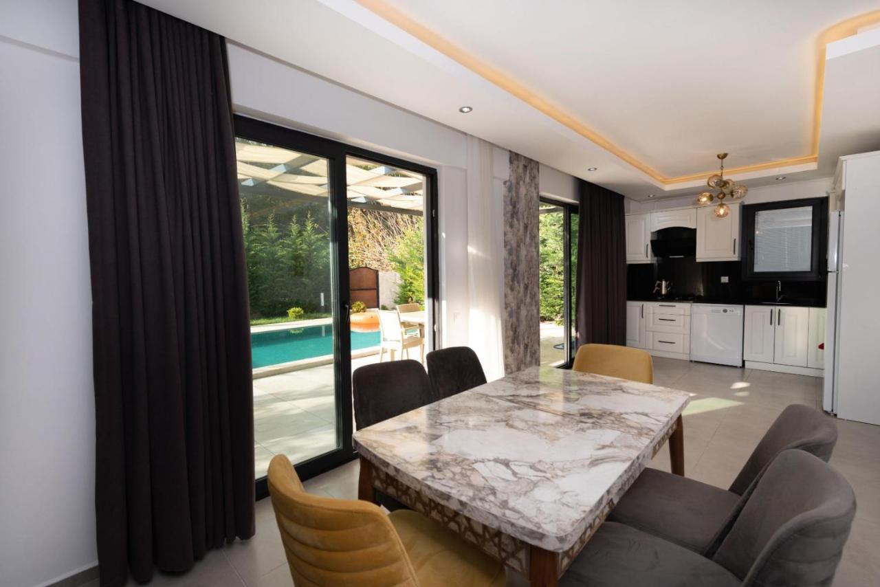 4 Bedroom Holiday Villa In Hisaroenue Oeluedeniz- Gold Rose Fethiye Esterno foto