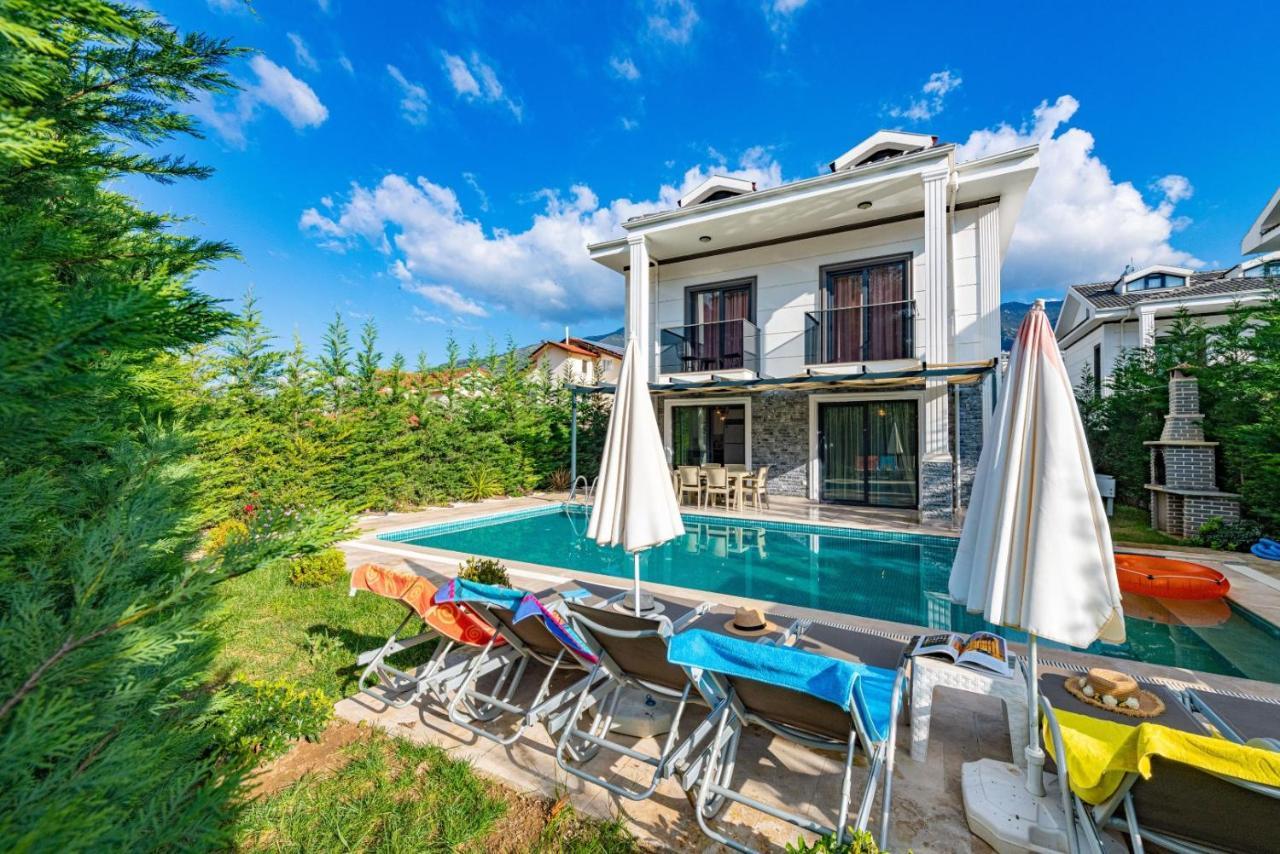 4 Bedroom Holiday Villa In Hisaroenue Oeluedeniz- Gold Rose Fethiye Esterno foto