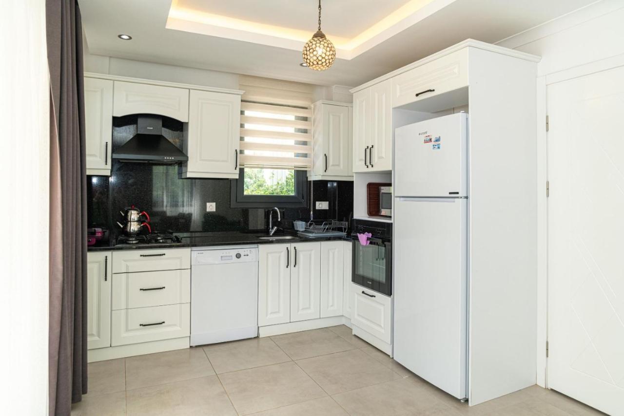 4 Bedroom Holiday Villa In Hisaroenue Oeluedeniz- Gold Rose Fethiye Esterno foto