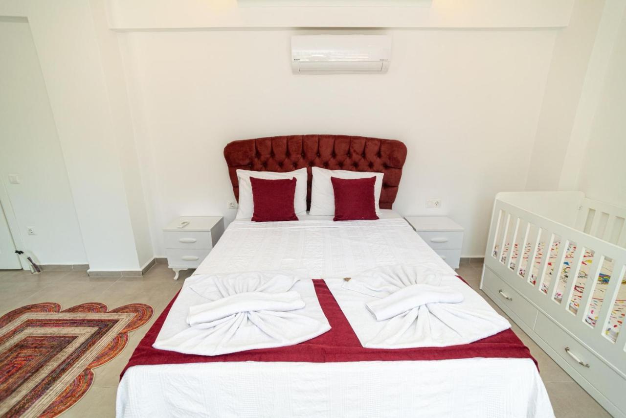 4 Bedroom Holiday Villa In Hisaroenue Oeluedeniz- Gold Rose Fethiye Esterno foto